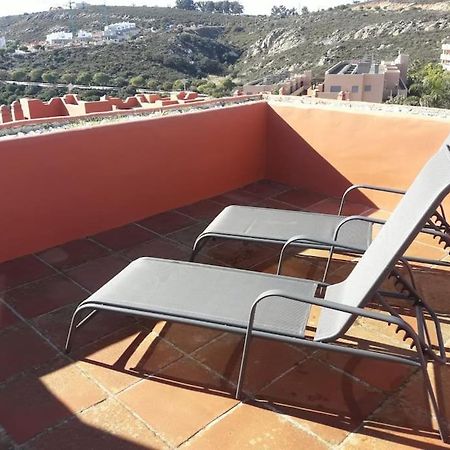 Luxurious Townhouse With Sea Views Villa Manilva Kültér fotó